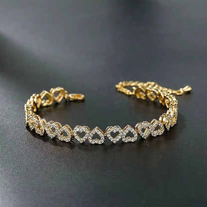 📢📢40% OFF !! ⏰Women's Elegant Sparkling Heart Bracelet