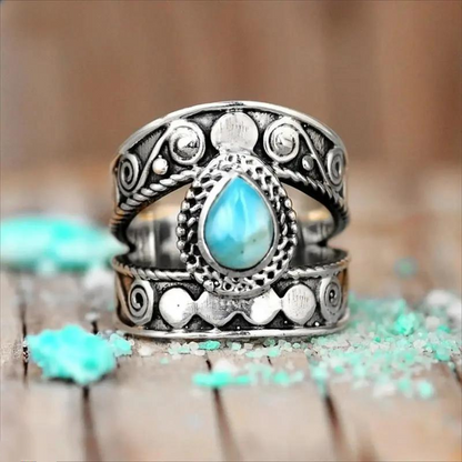 📢📢40% OFF !! ⏰Vintage Carved Teardrop Ring for Women